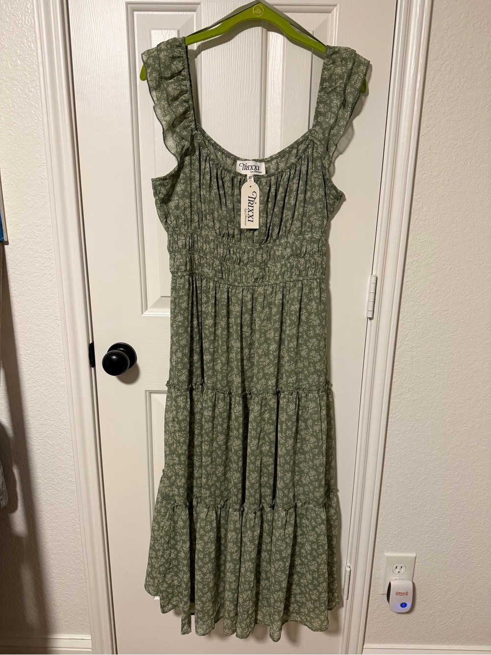 Trac Woman Olive Green Floral Ruffle Tiered Dress